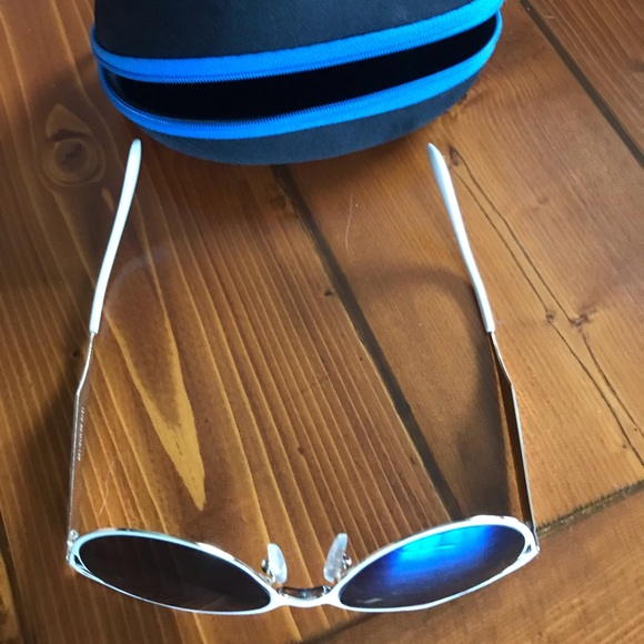 Sunglasses / TANSLE - Picture 3 of 4